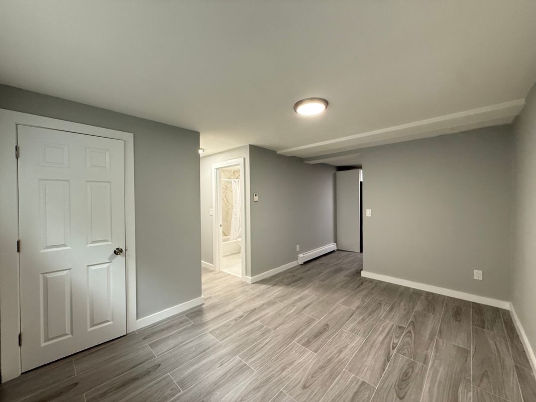 4 Oakcrest Rd - Photo 3 of 9