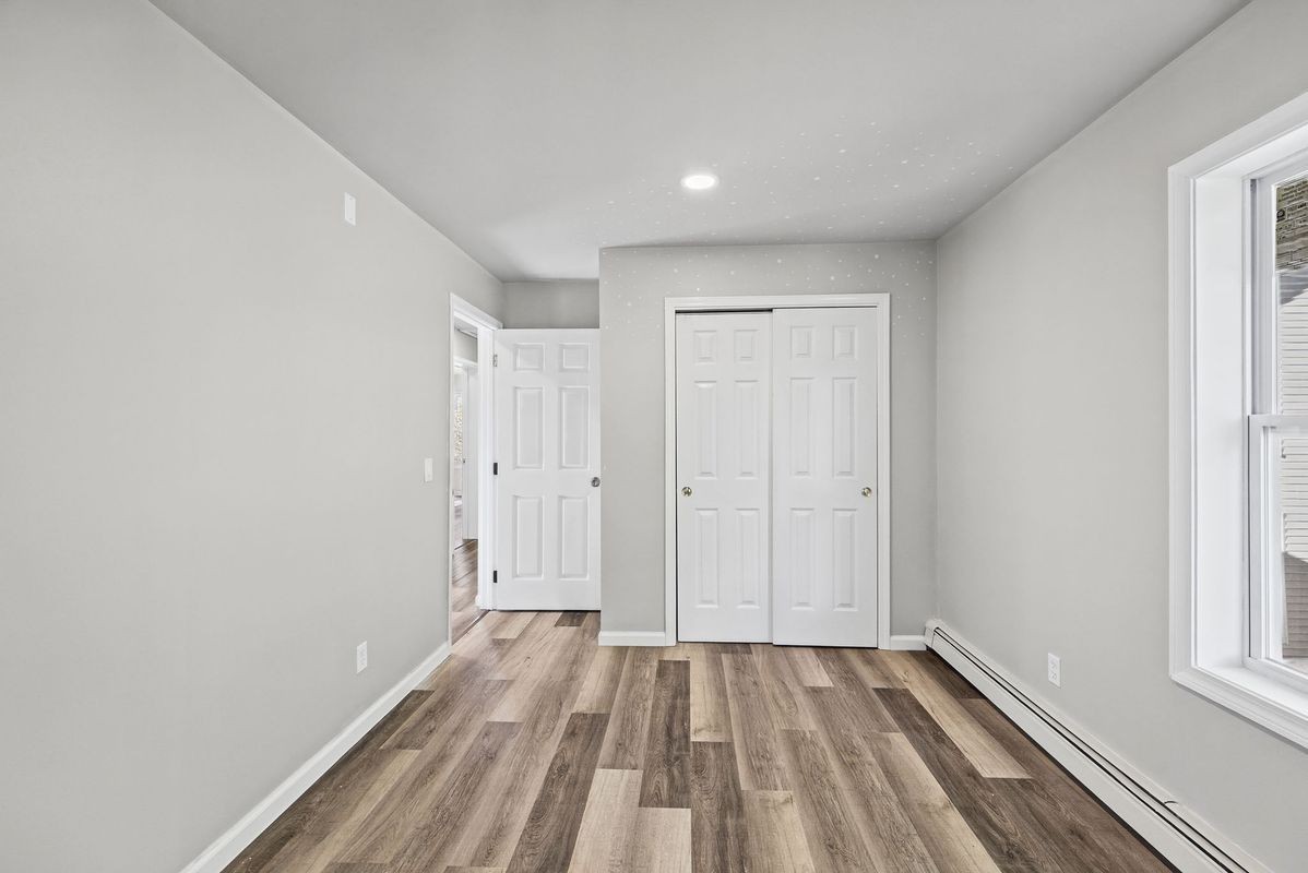 58 State St - Photo 3 of 19