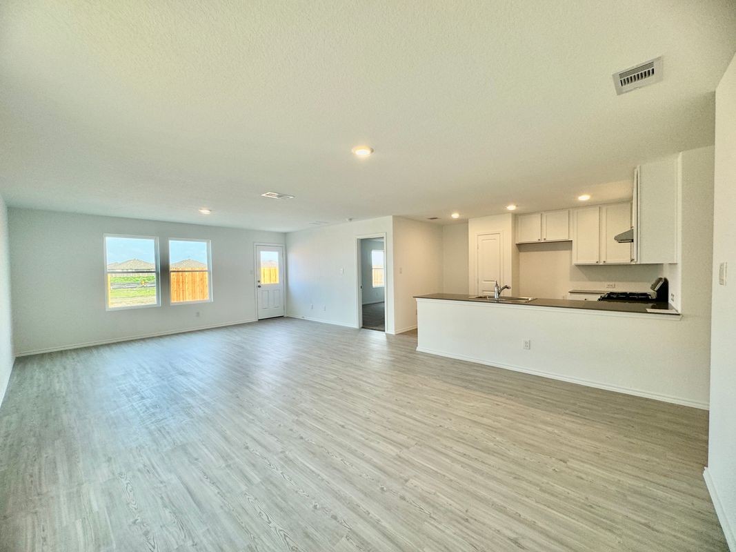 2678 Winterfell St - Photo 2 of 13