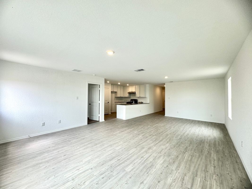 2678 Winterfell St - Photo 3 of 13