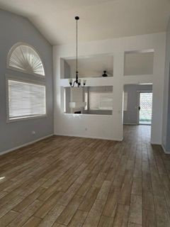 15430 Amber Pointe Dr - Photo 2 of 14