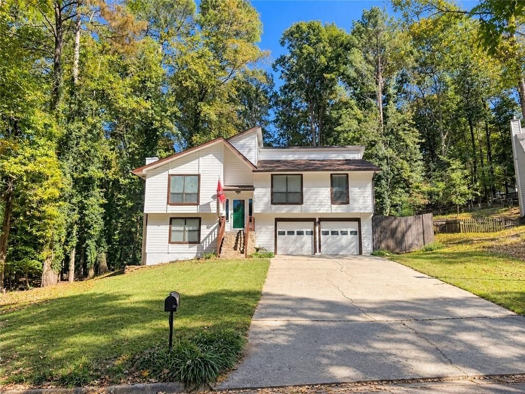 730 Lake Forest Pass