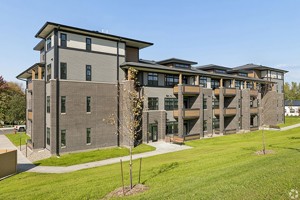 featured image of 716 Darling Ave