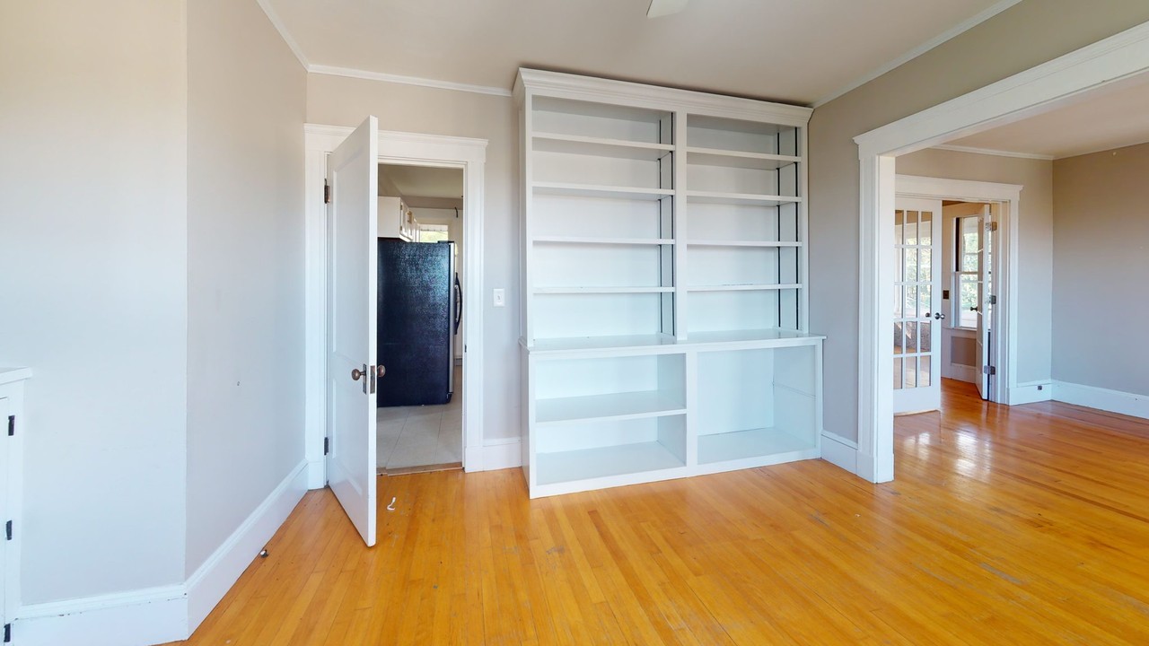 8 Murray Hill Rd #2 - Photo 2 of 21