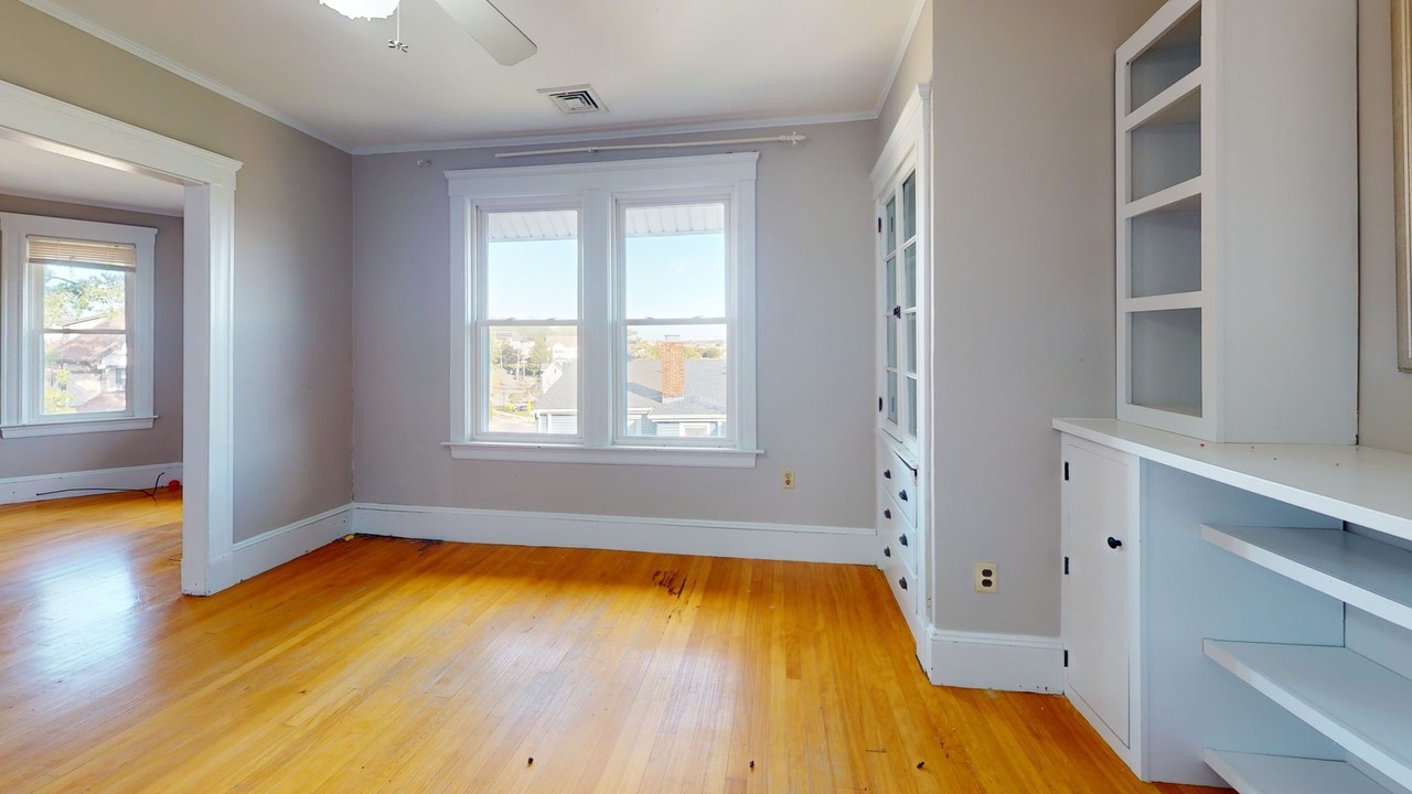 8 Murray Hill Rd #2 - Photo 3 of 21