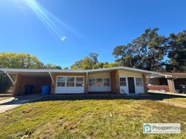 featured image of 2425 Cindy Dr