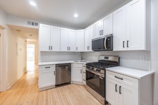 2848 W Diversey Ave #2E - Photo 1 of 1