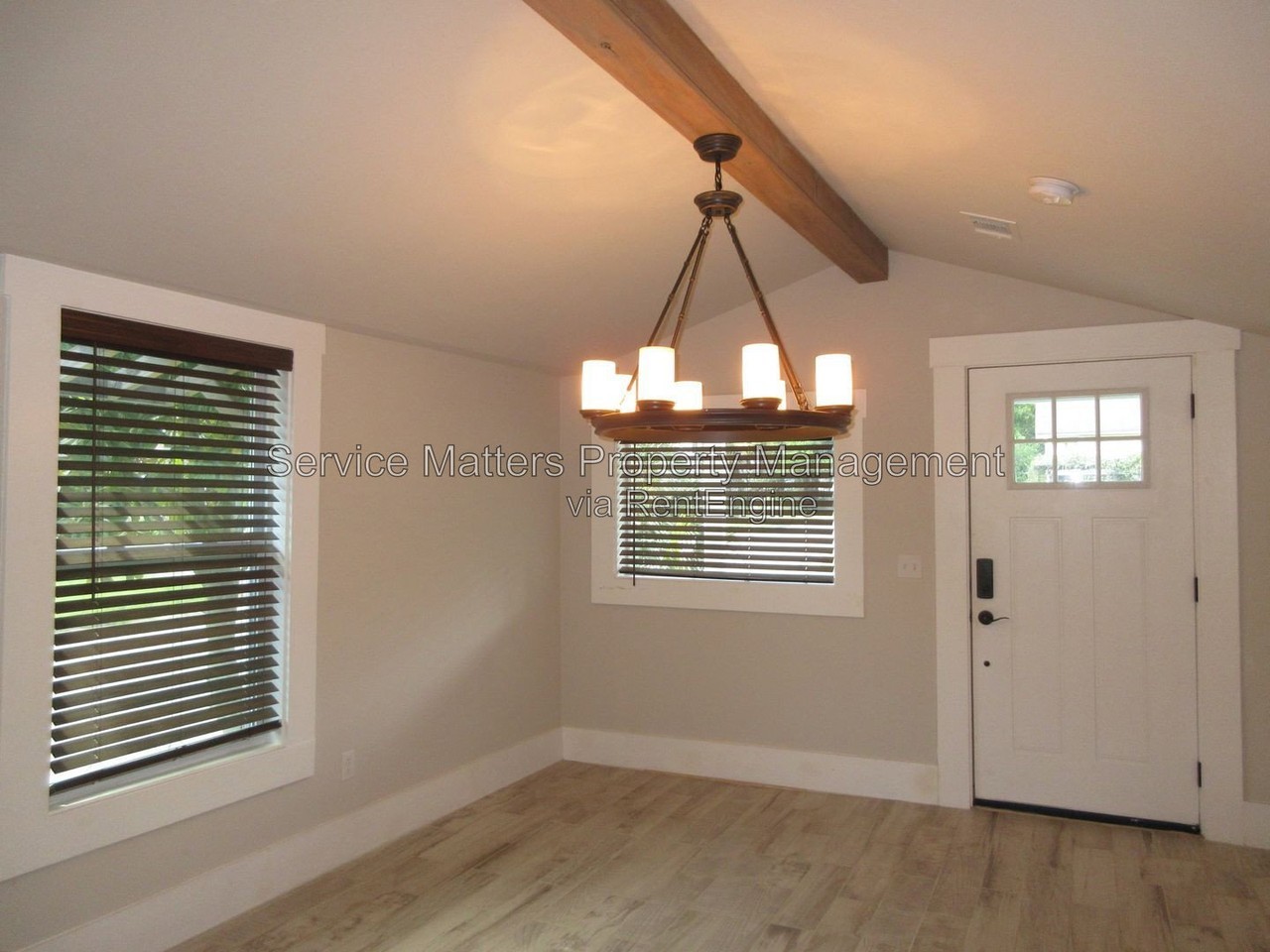 717 W Wright St - Photo 4 of 25