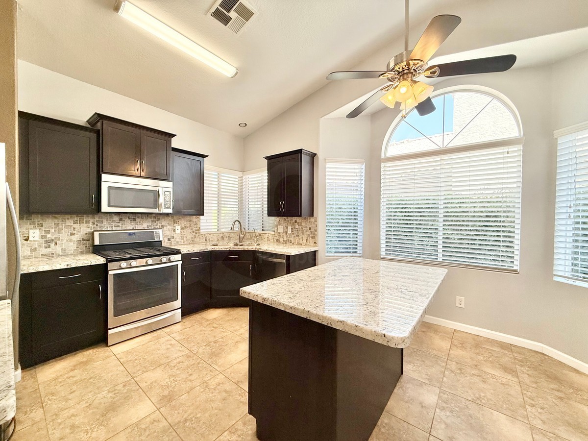 4901 E Holmes Ave - Photo 5 of 28