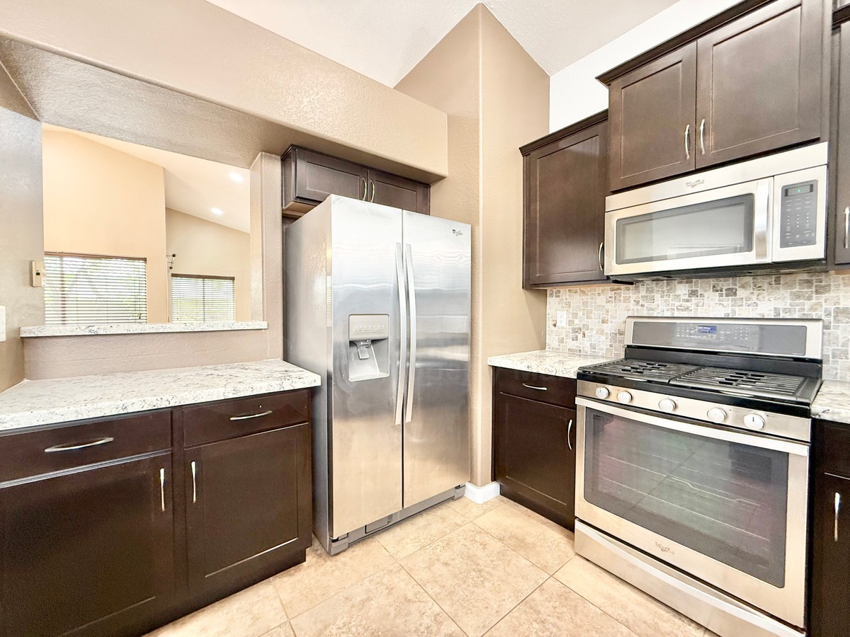 4901 E Holmes Ave - Photo 6 of 28