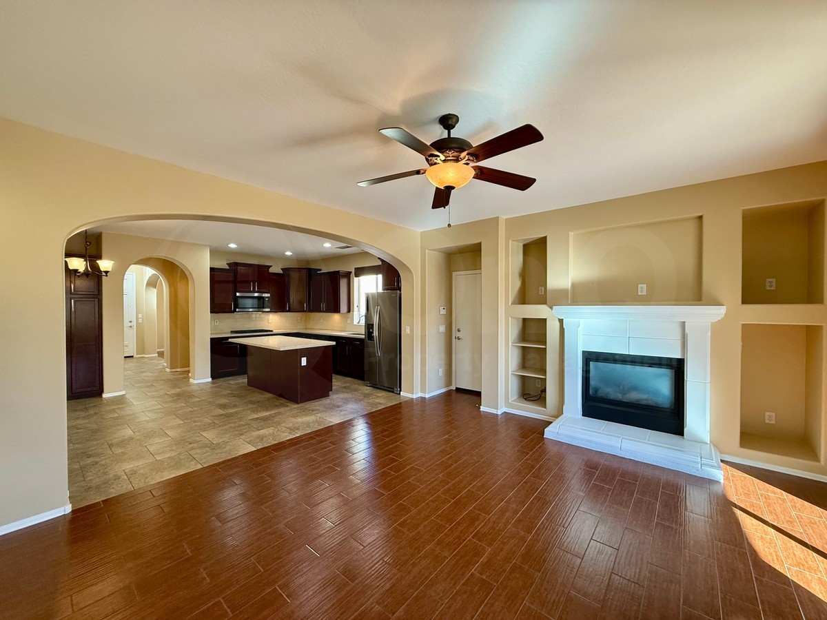 1141 W Dawn Dr - Photo 4 of 24