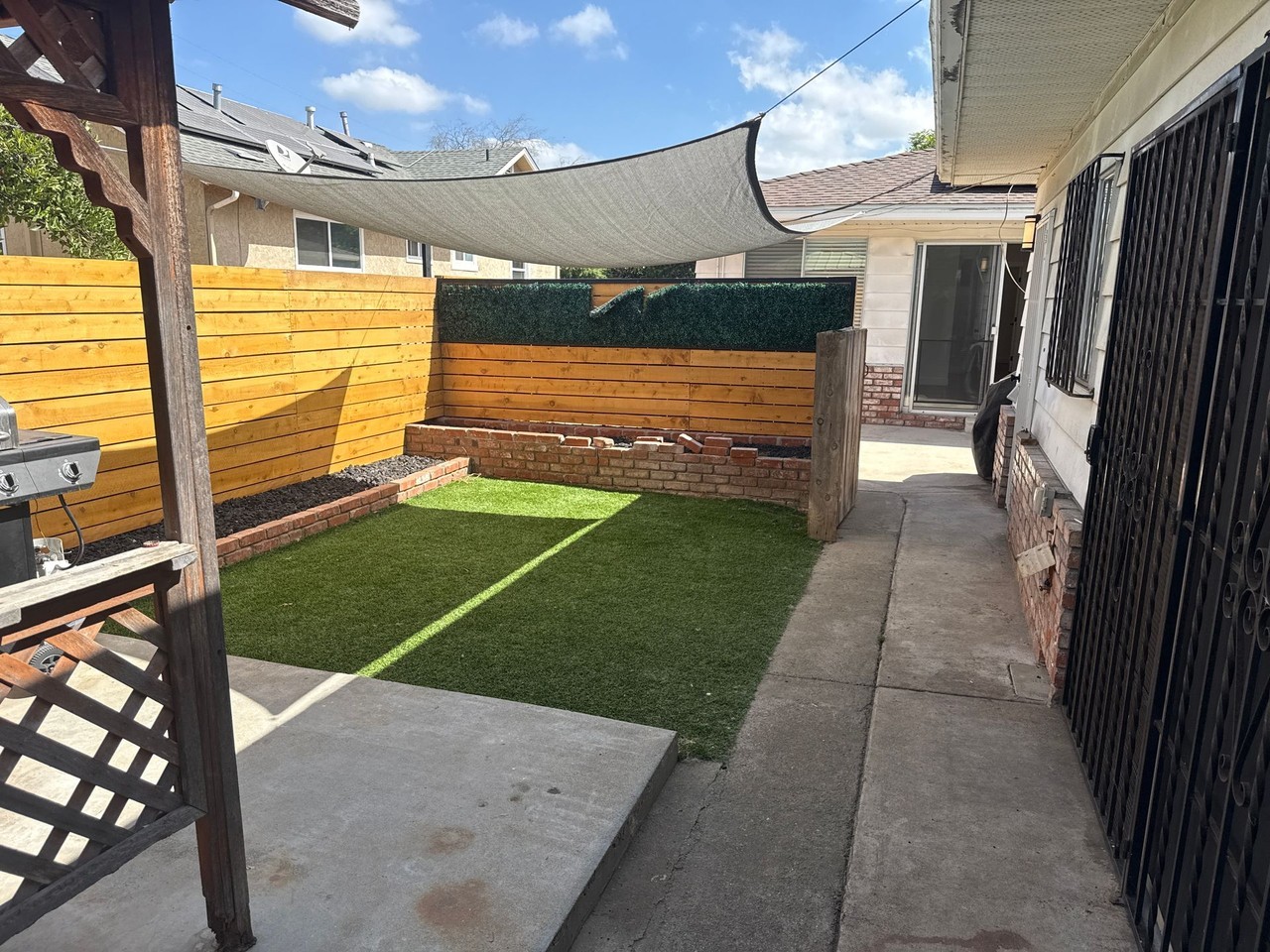 54-58 Smith Ave - Photo 3 of 4