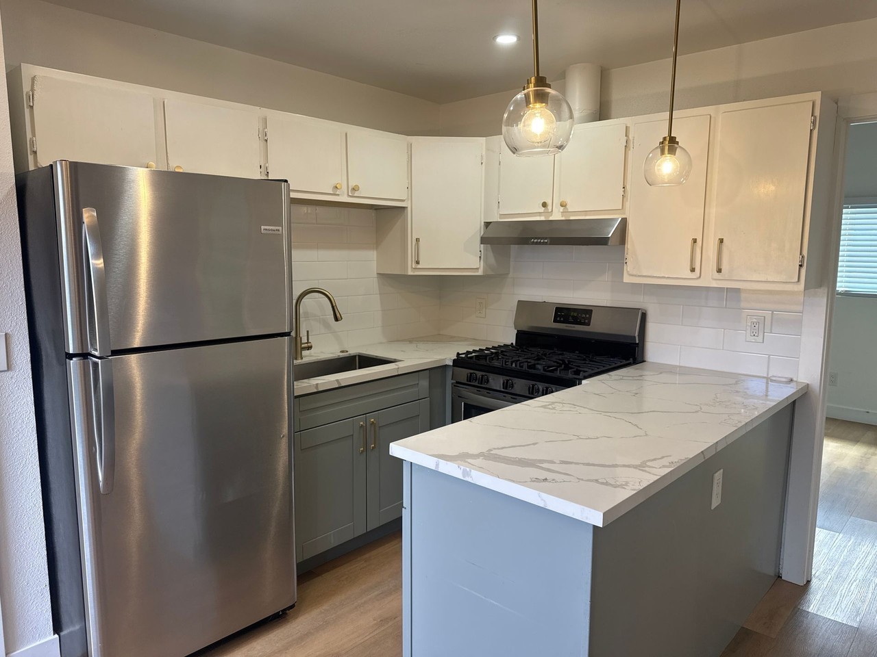 54-58 Smith Ave - Photo 4 of 4
