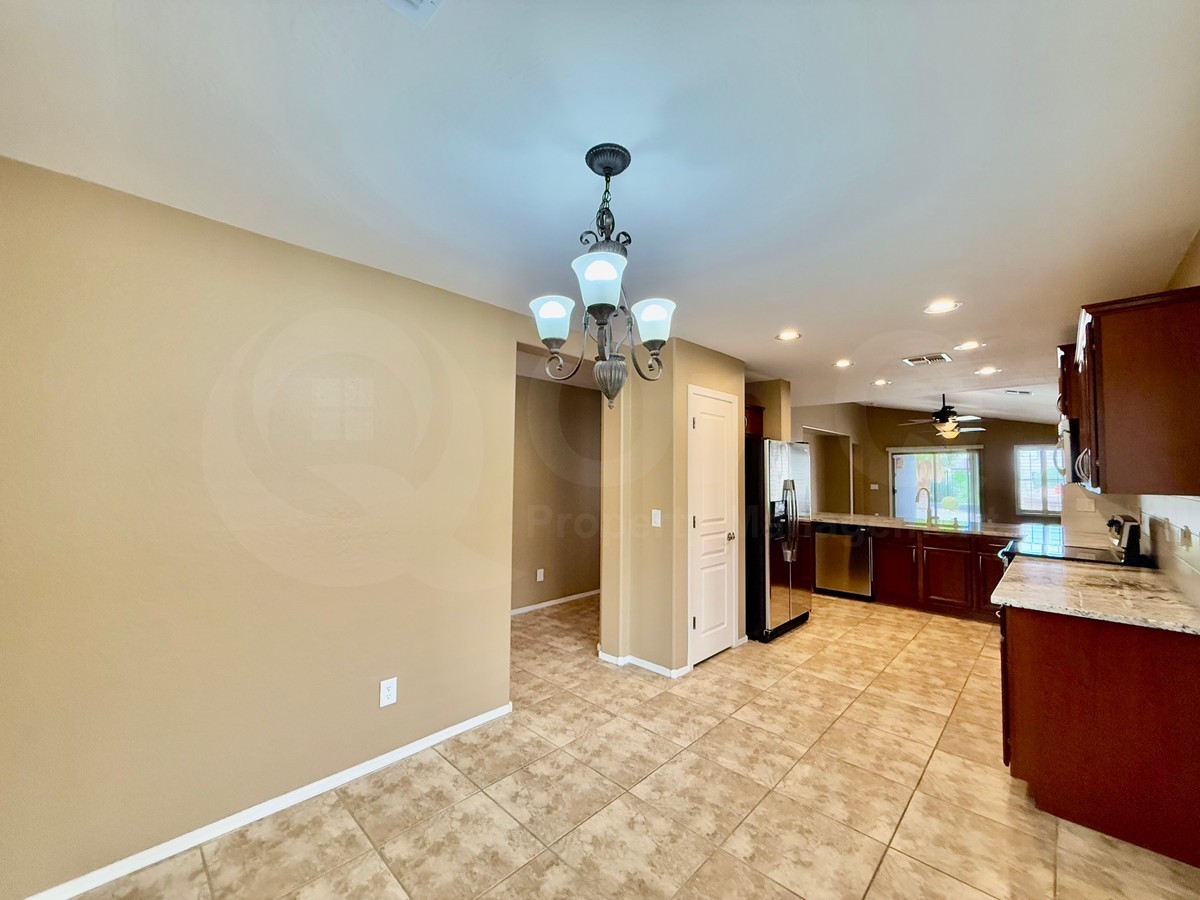 41912 W Avella Dr - Photo 6 of 28