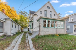 featured image of 630 Plett St Sw
