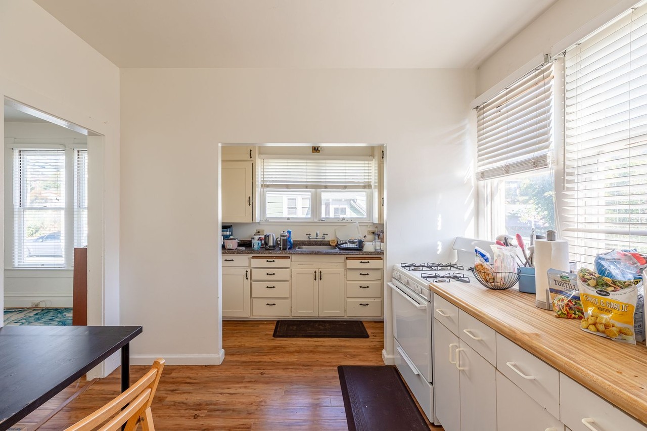 Broadway 514 (Rooms 1-5) - Photo 7 of 18