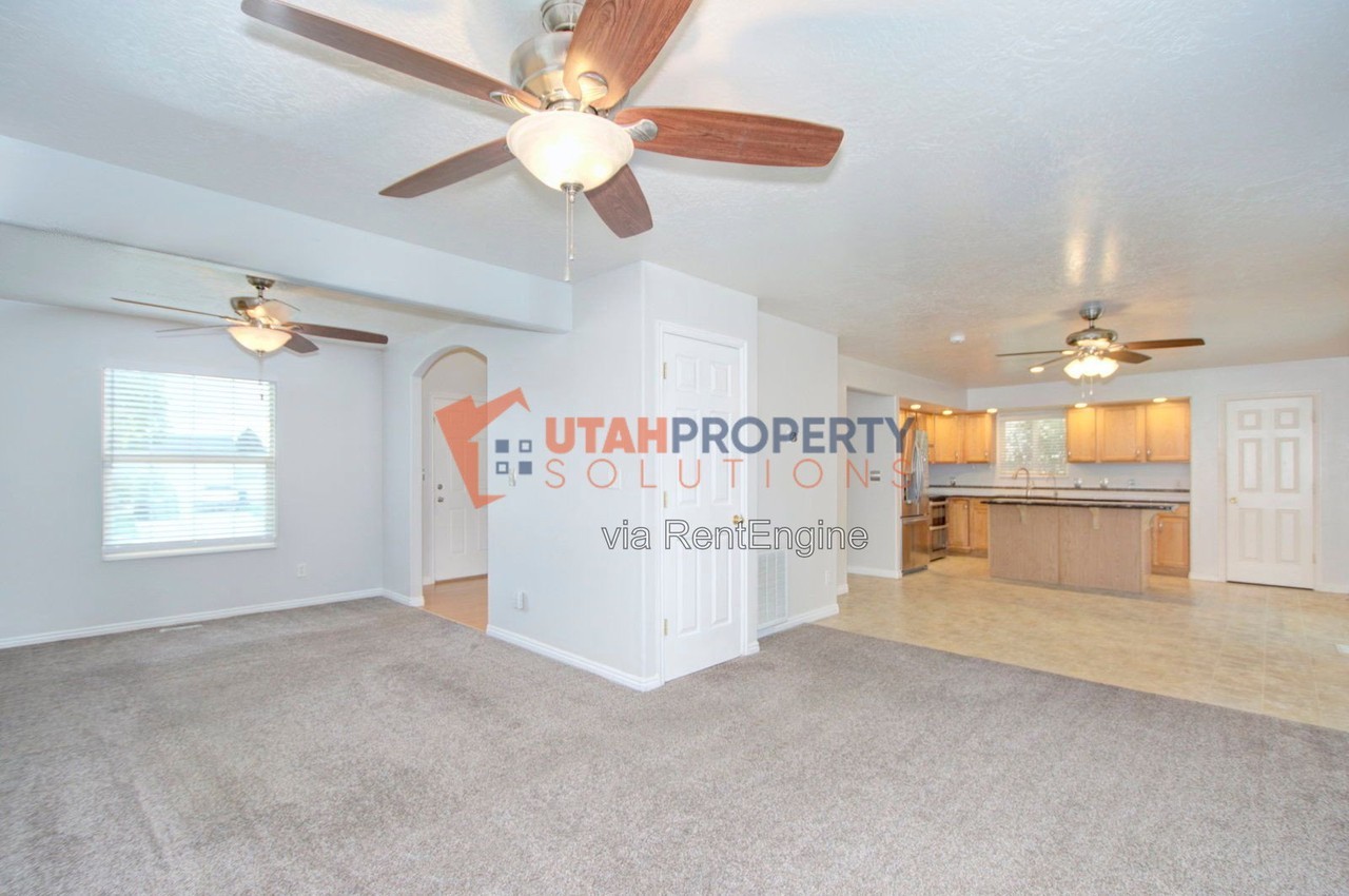 2351 N Cherry Cir - Photo 6 of 28