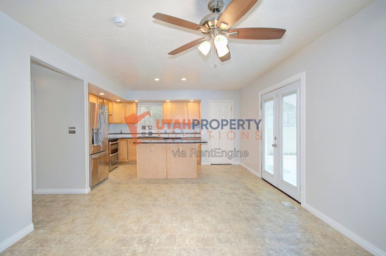 2351 N Cherry Cir - Photo 7 of 28