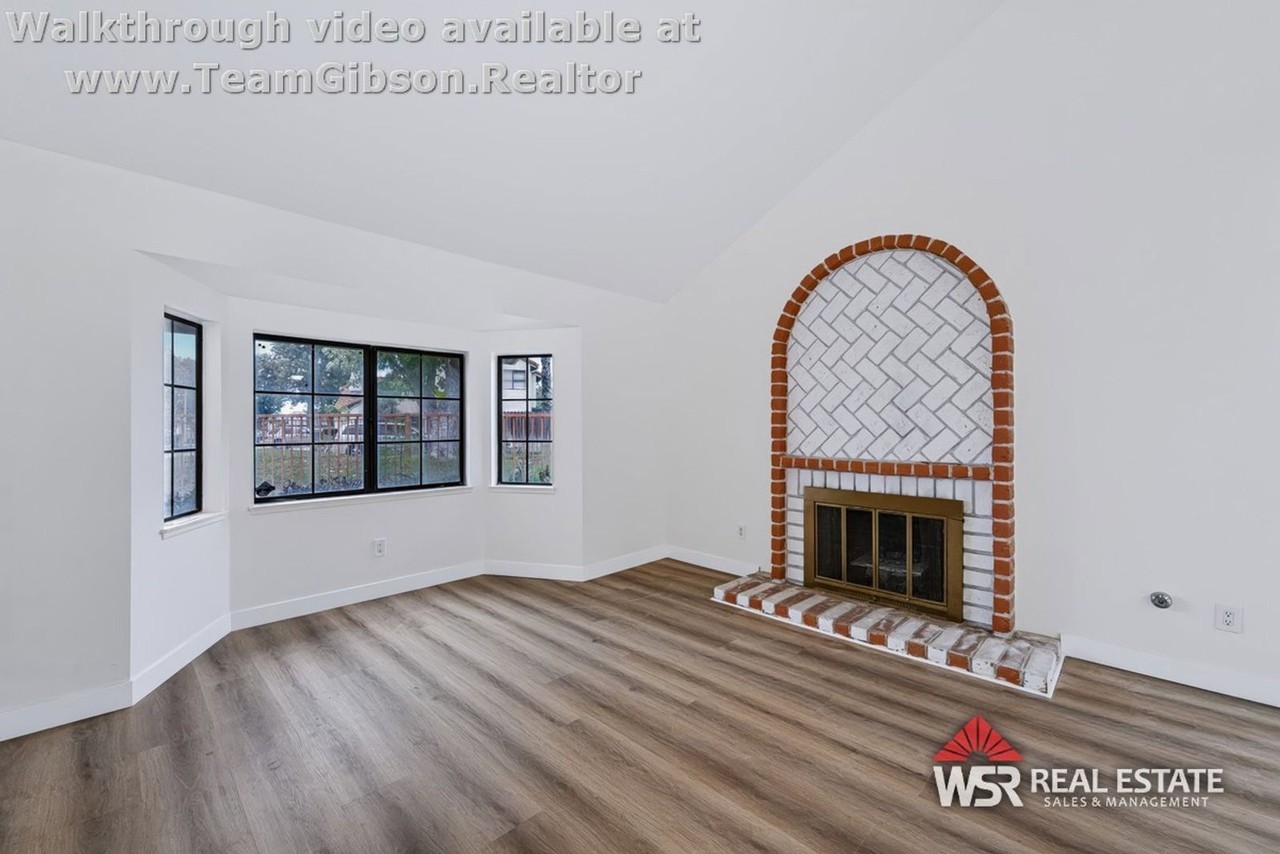 1874 N Sage Ave - Photo 5 of 18