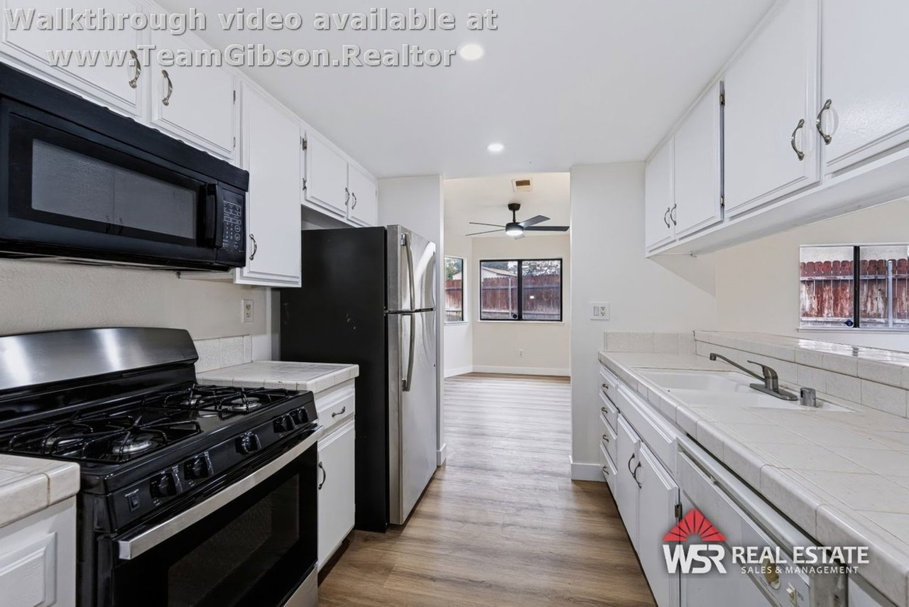 1874 N Sage Ave - Photo 7 of 18