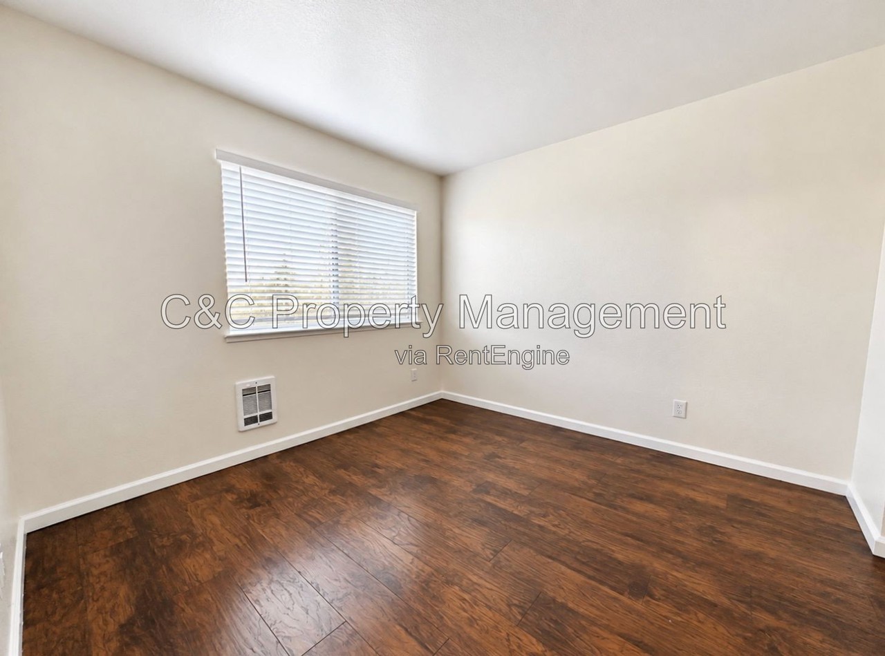 3270 Del Monte Blvd #67 - Photo 3 of 8