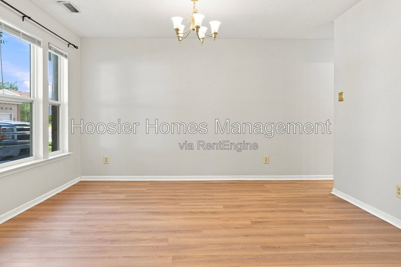 10403 Bicknell Cir - Photo 6 of 25