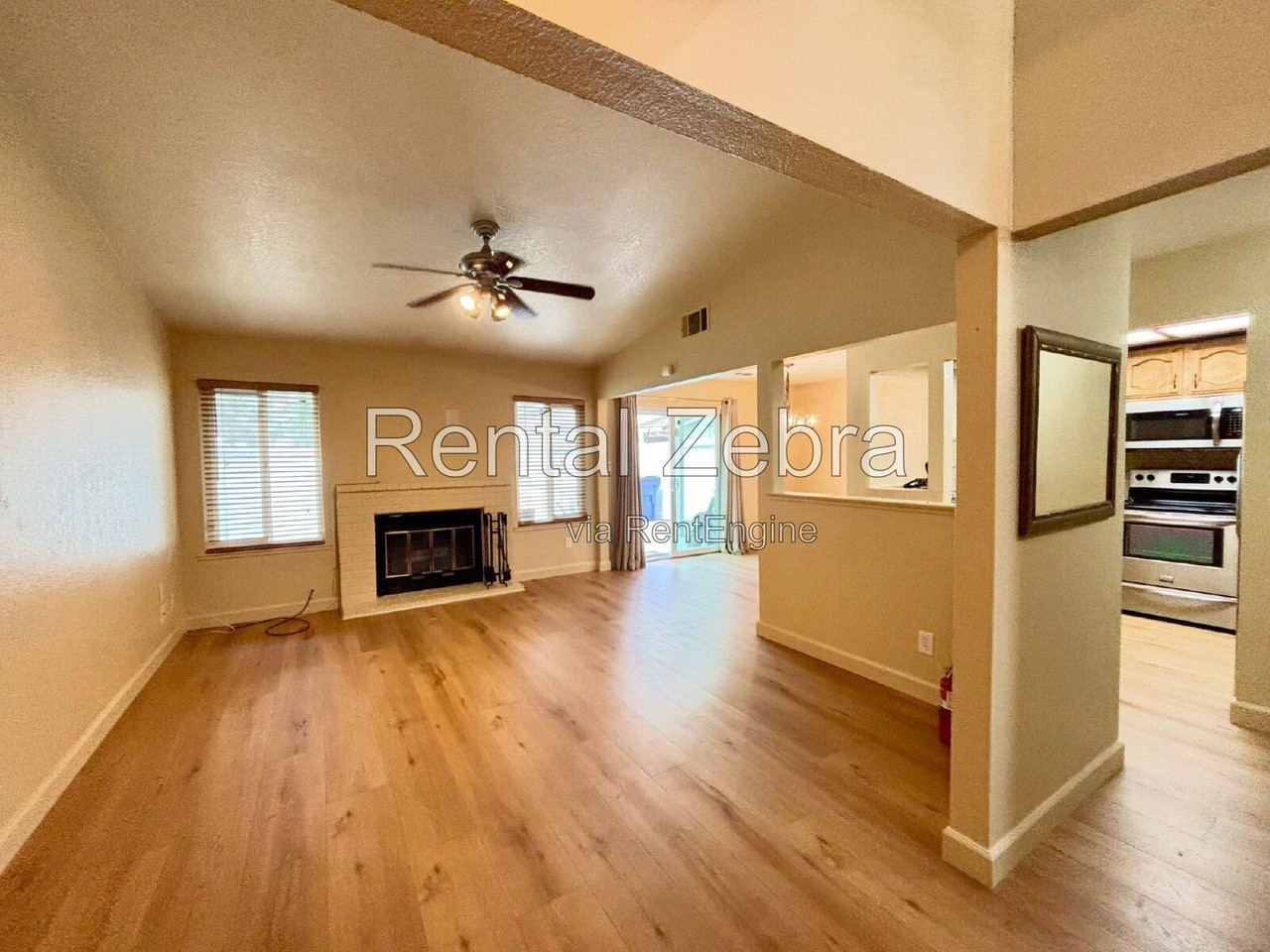 3062 Colony Park Dr - Photo 3 of 25