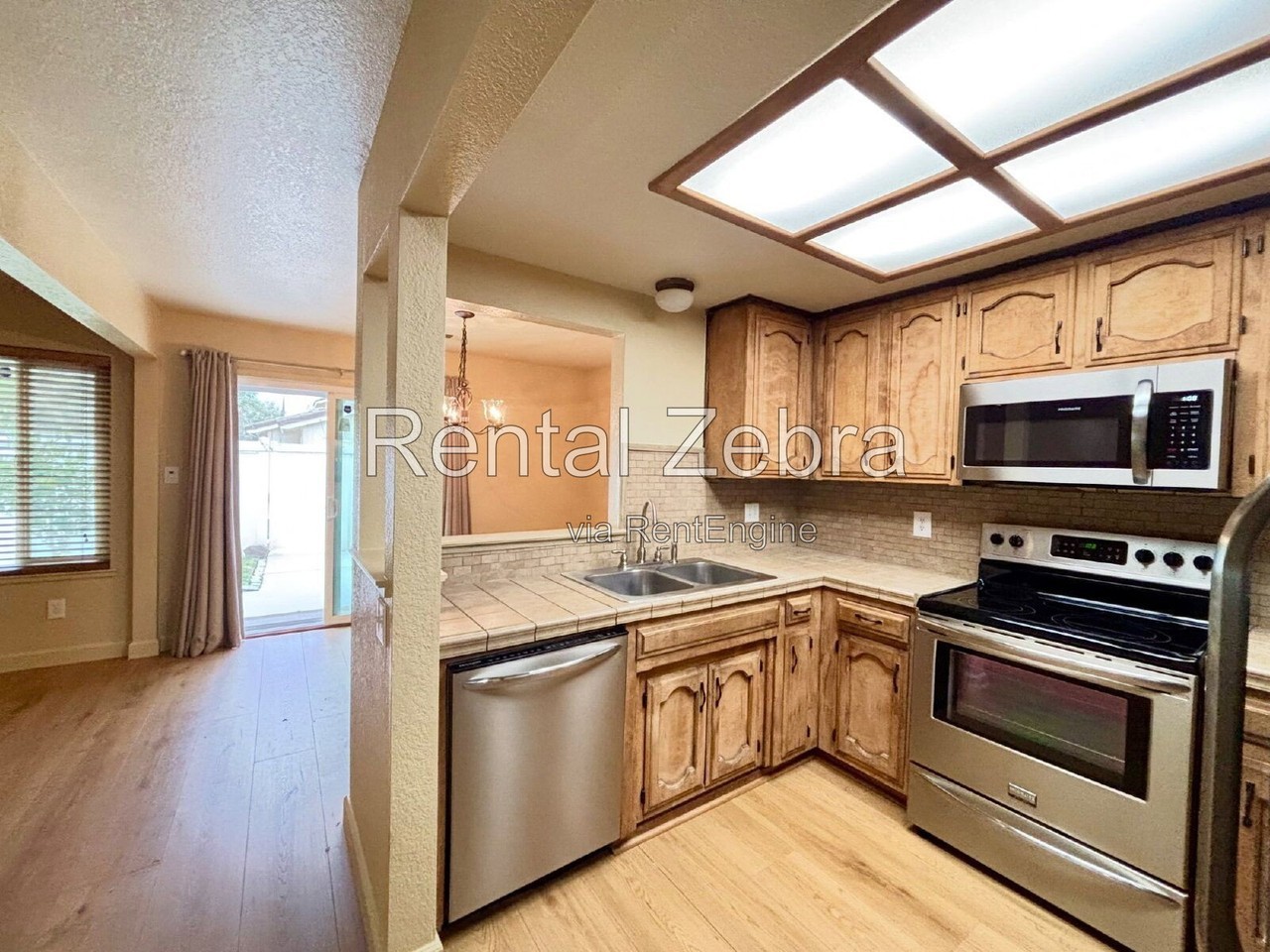 3062 Colony Park Dr - Photo 6 of 25