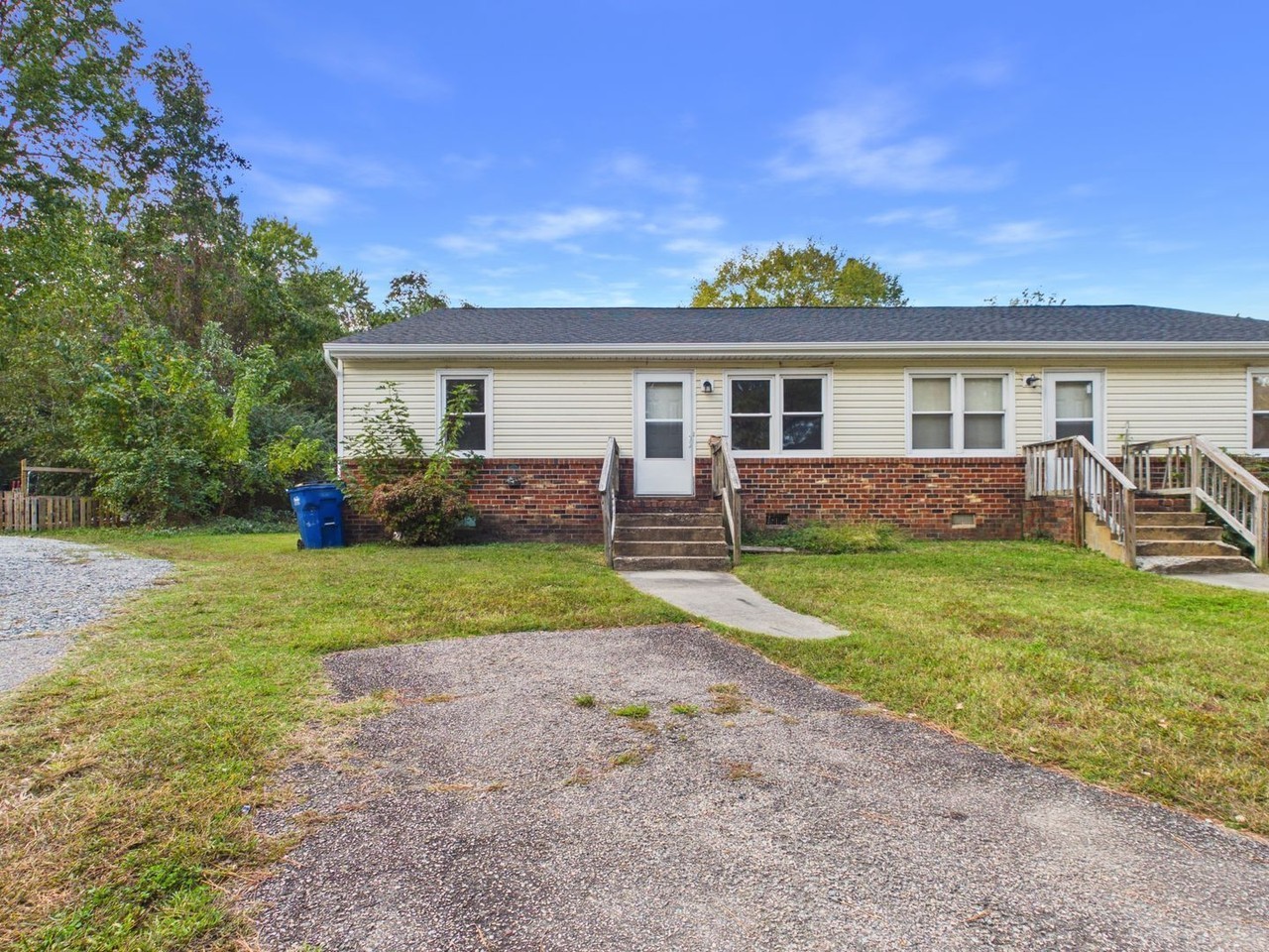 4106 Stella Ct - Photo 2 of 4