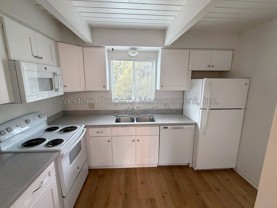600 Cabrillo Park Ct #9 - Photo 1 of 1