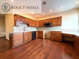 2 N Main St - Photo 1 of 1