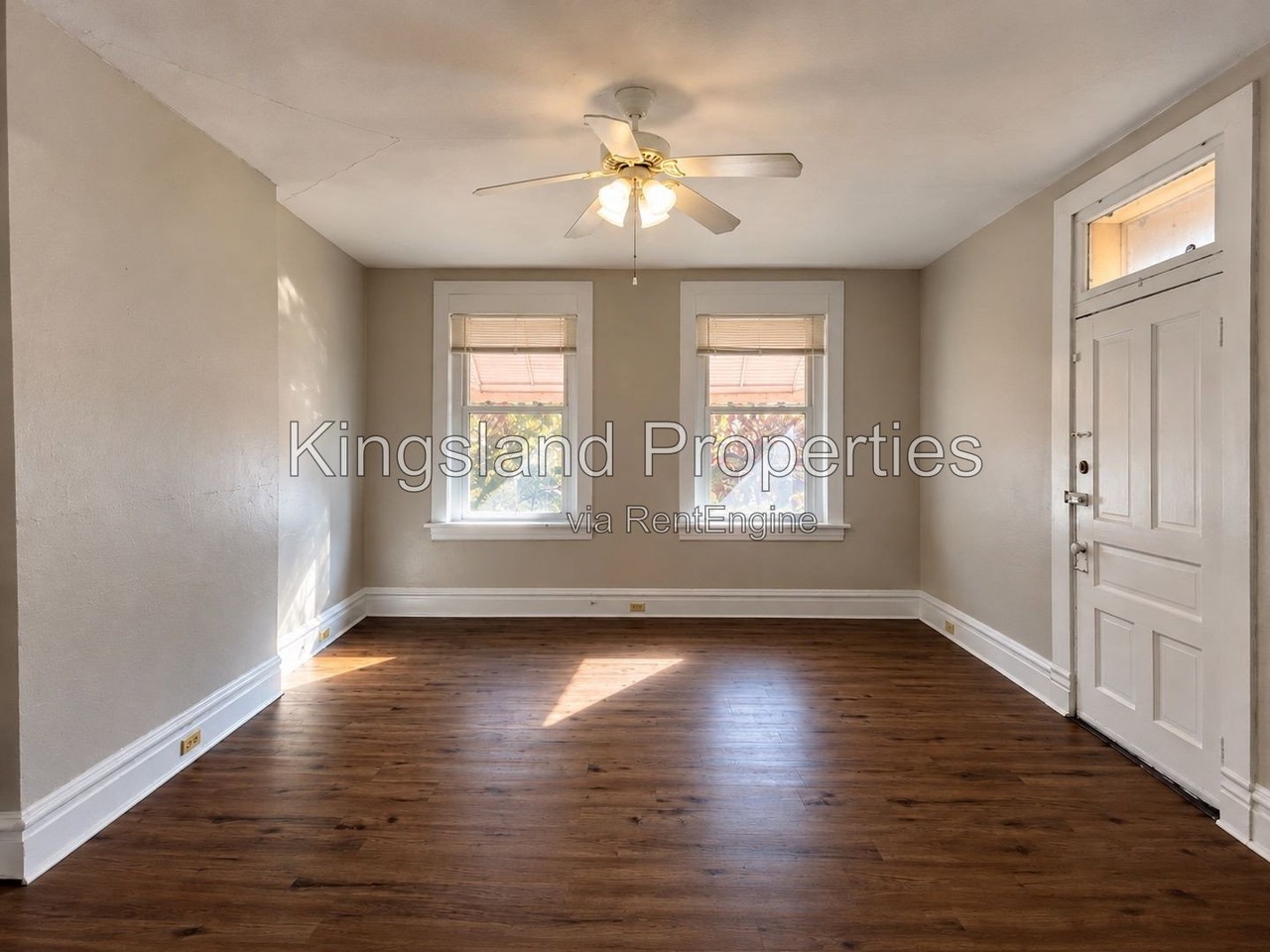 4747 Michigan Ave #1F - Photo 2 of 15