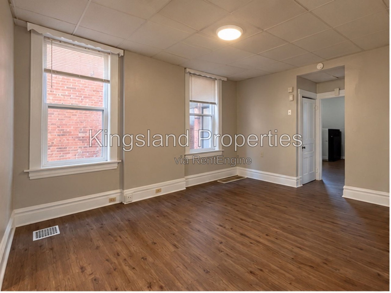 4747 Michigan Ave #1F - Photo 6 of 15