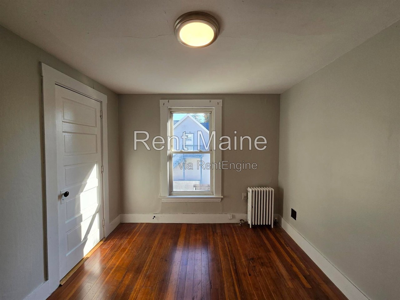 302 Turner St #1R - Photo 5 of 11