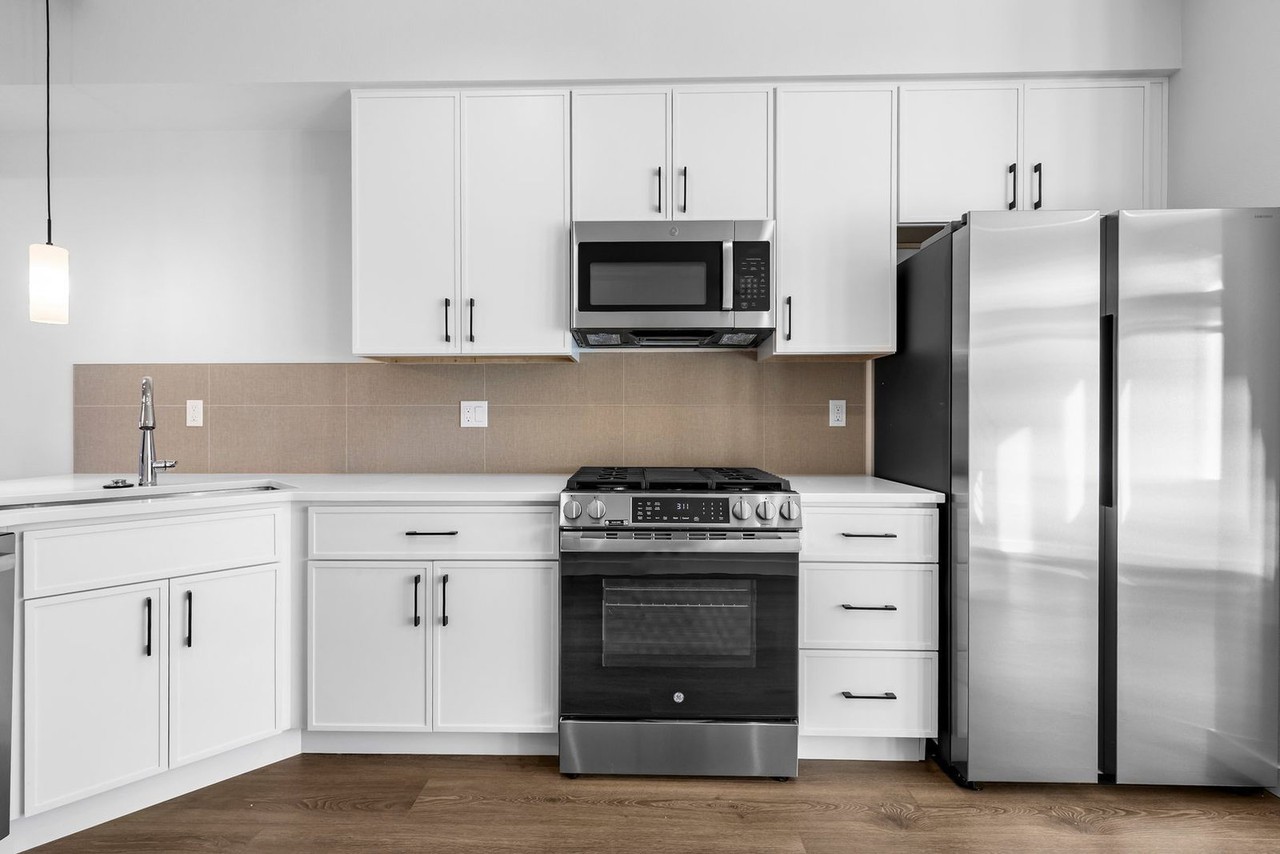 6804 Ne 6th Ave - Photo 6 of 19