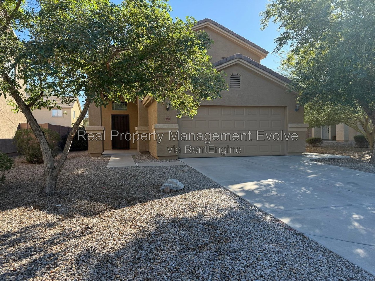 12359 W Roma Ave - Photo 2 of 37