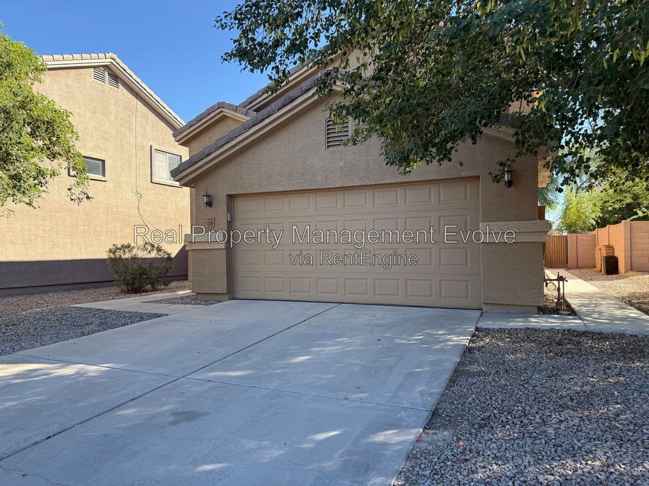 12359 W Roma Ave - Photo 3 of 37