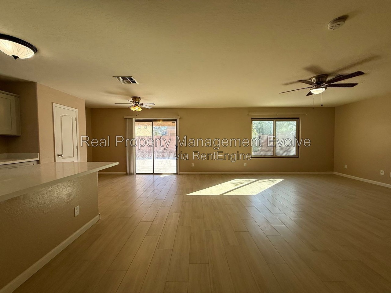 12359 W Roma Ave - Photo 6 of 37