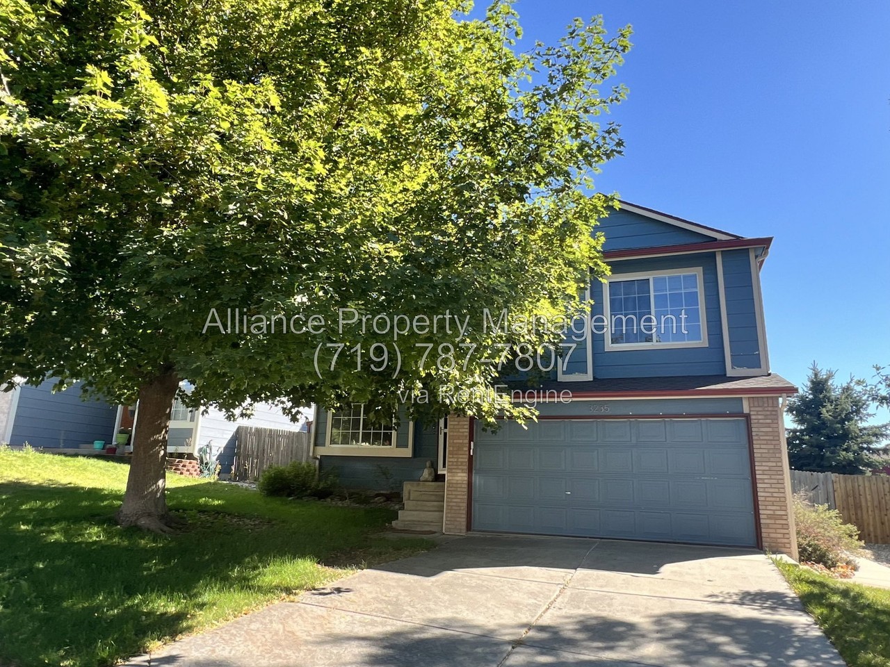 3235 Richmond Dr - Photo 2 of 32