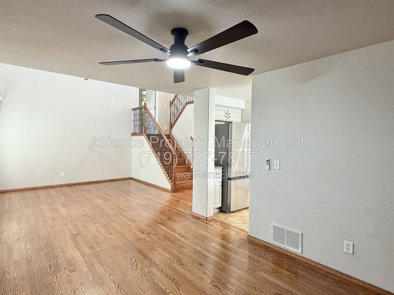 6316 Hartman Dr - Photo 2 of 36