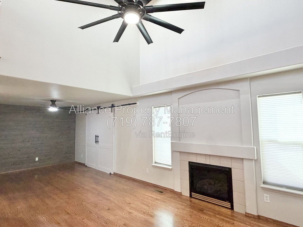 6316 Hartman Dr - Photo 3 of 36