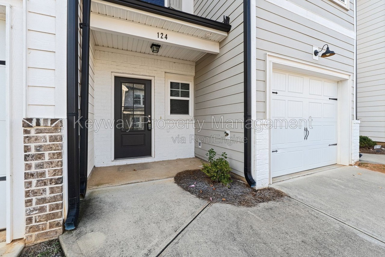 124 Canton Park Ave - Photo 4 of 28