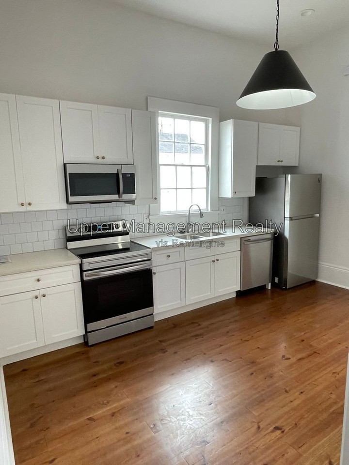 2401 Felicity St - Photo 3 of 12