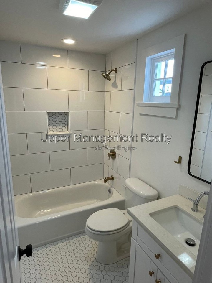 2401 Felicity St - Photo 5 of 12