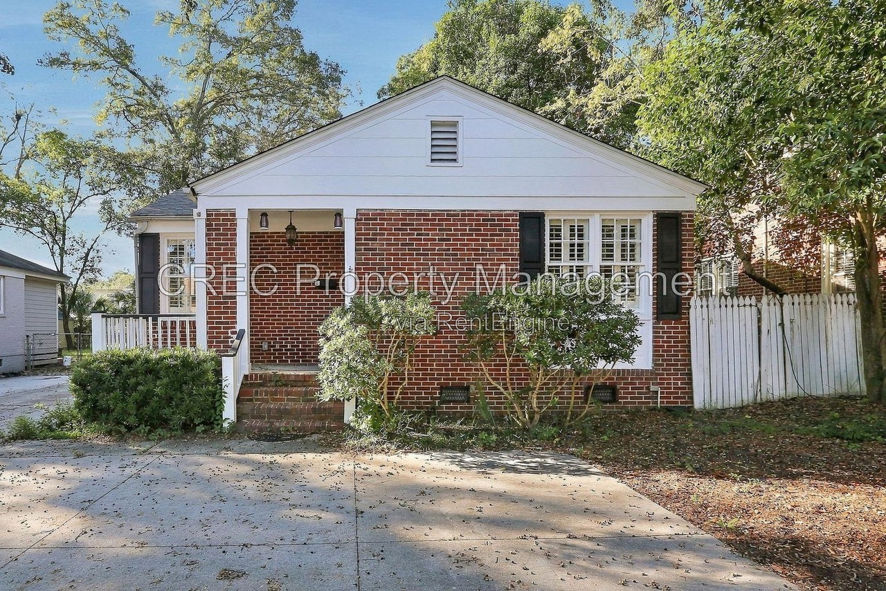 675 Savannah Hwy - Photo 2 of 20