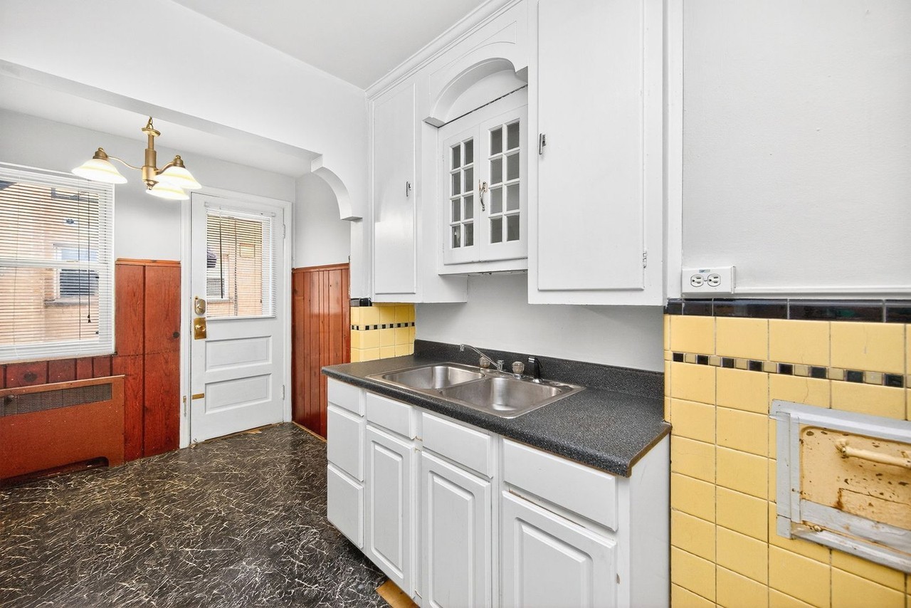 351 Joselin Ave #6 - Photo 5 of 13