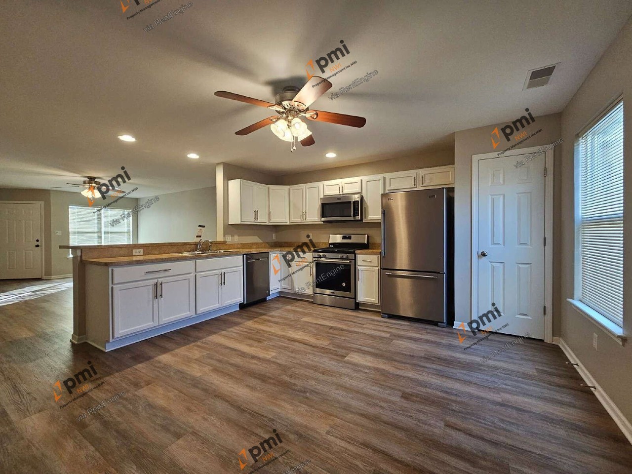 536 W 85th Dr - Photo 5 of 23