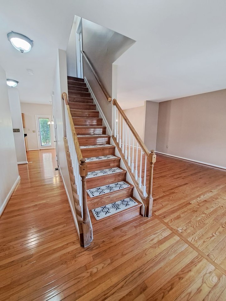 10602 Quillback St - Photo 3 of 33