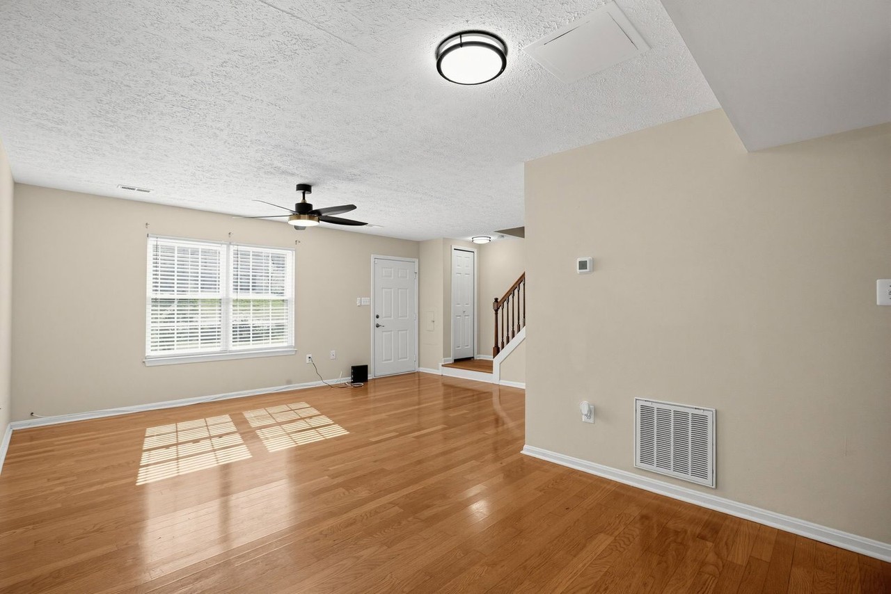 6017 Red Wolf Pl - Photo 3 of 17