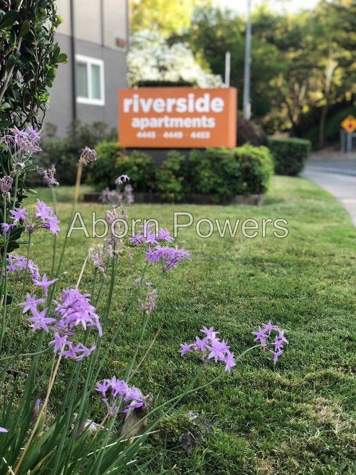4453 Riverside Blvd #3 - Photo 3 of 8
